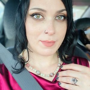 Meet your Posher, Posh